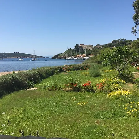 Le Manoir De Port-cros * بورت كروس